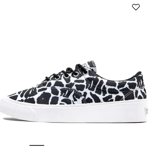 Black White  Low Top Converse - Picture 3 of 15